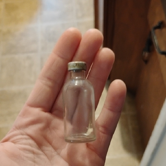 Other - Small Clear Glass Bottle